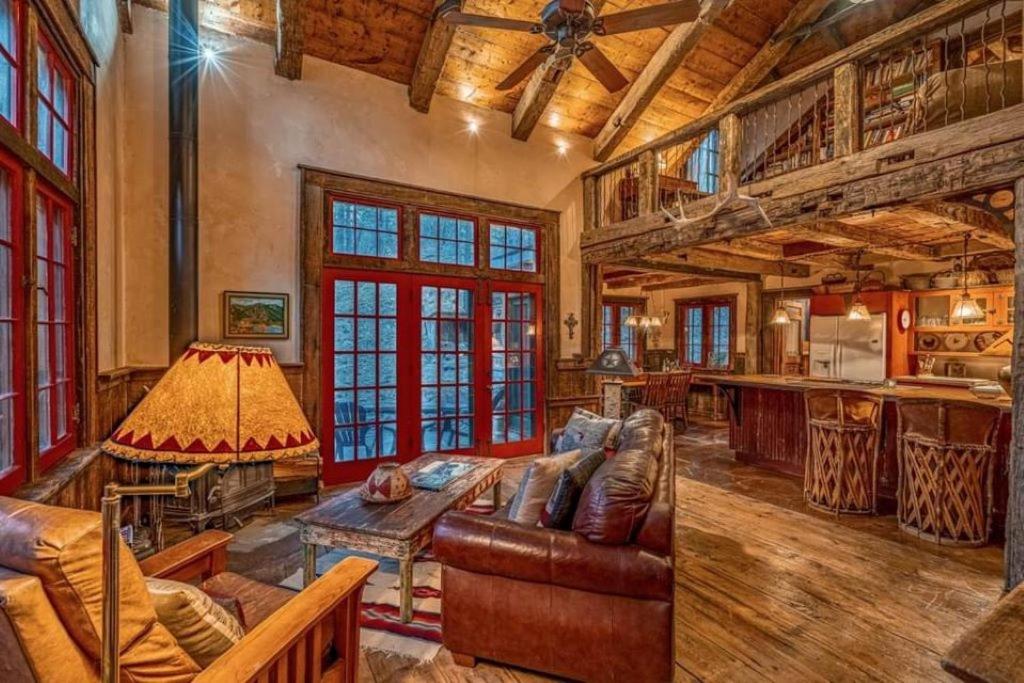 Storybook In The Forest Holiday home